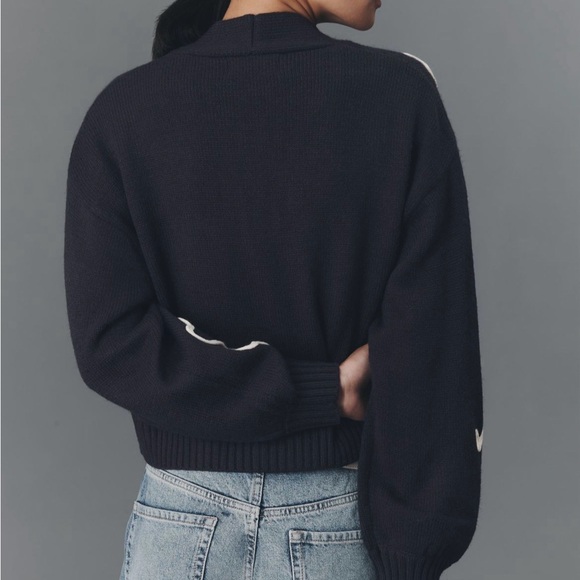 Anthropologie Floral cropped Cardigan one size Navy and cream - Picture 3 of 7